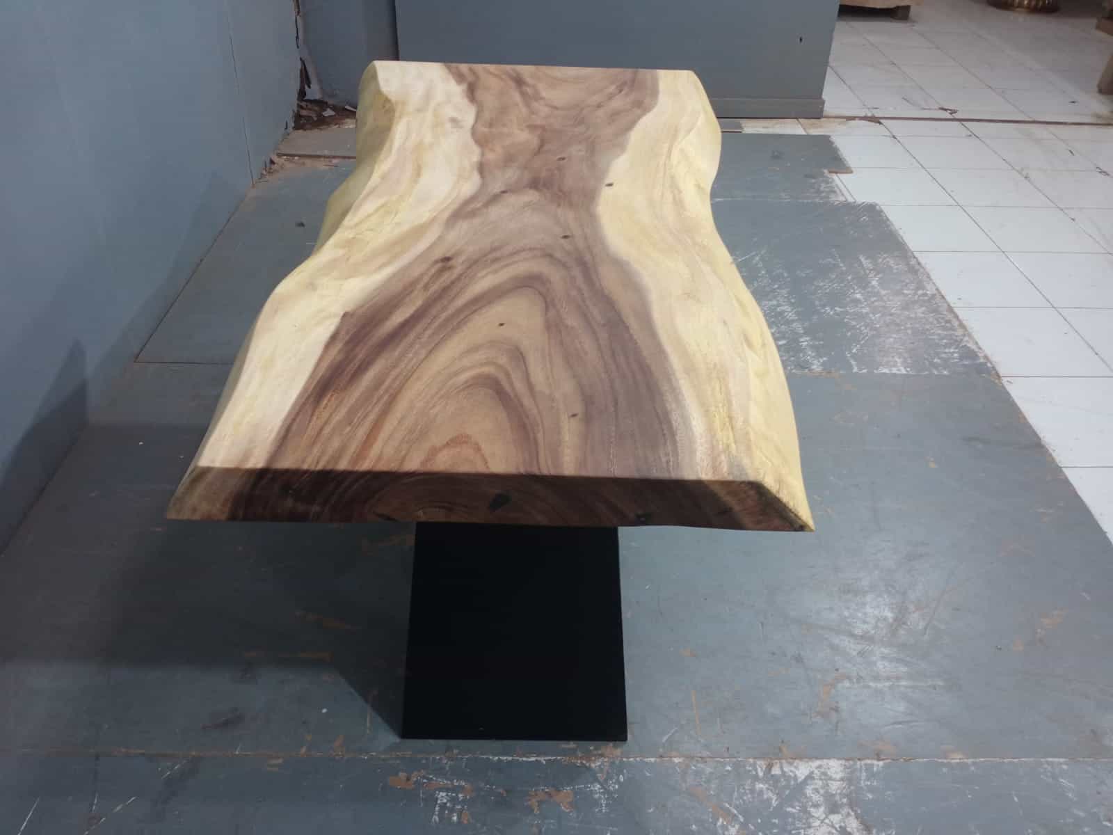 Live Edge Tables