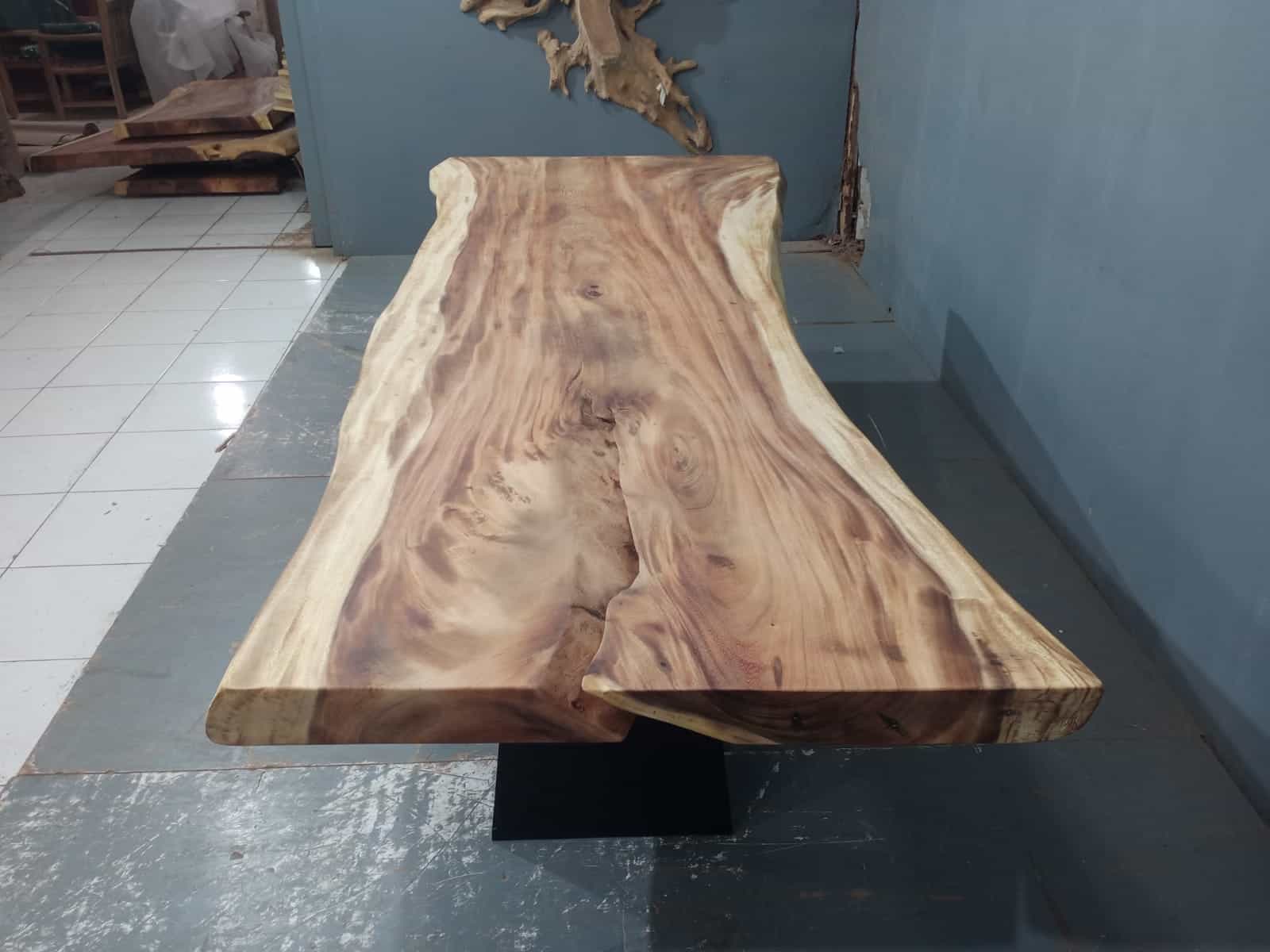 Live Edge Tables