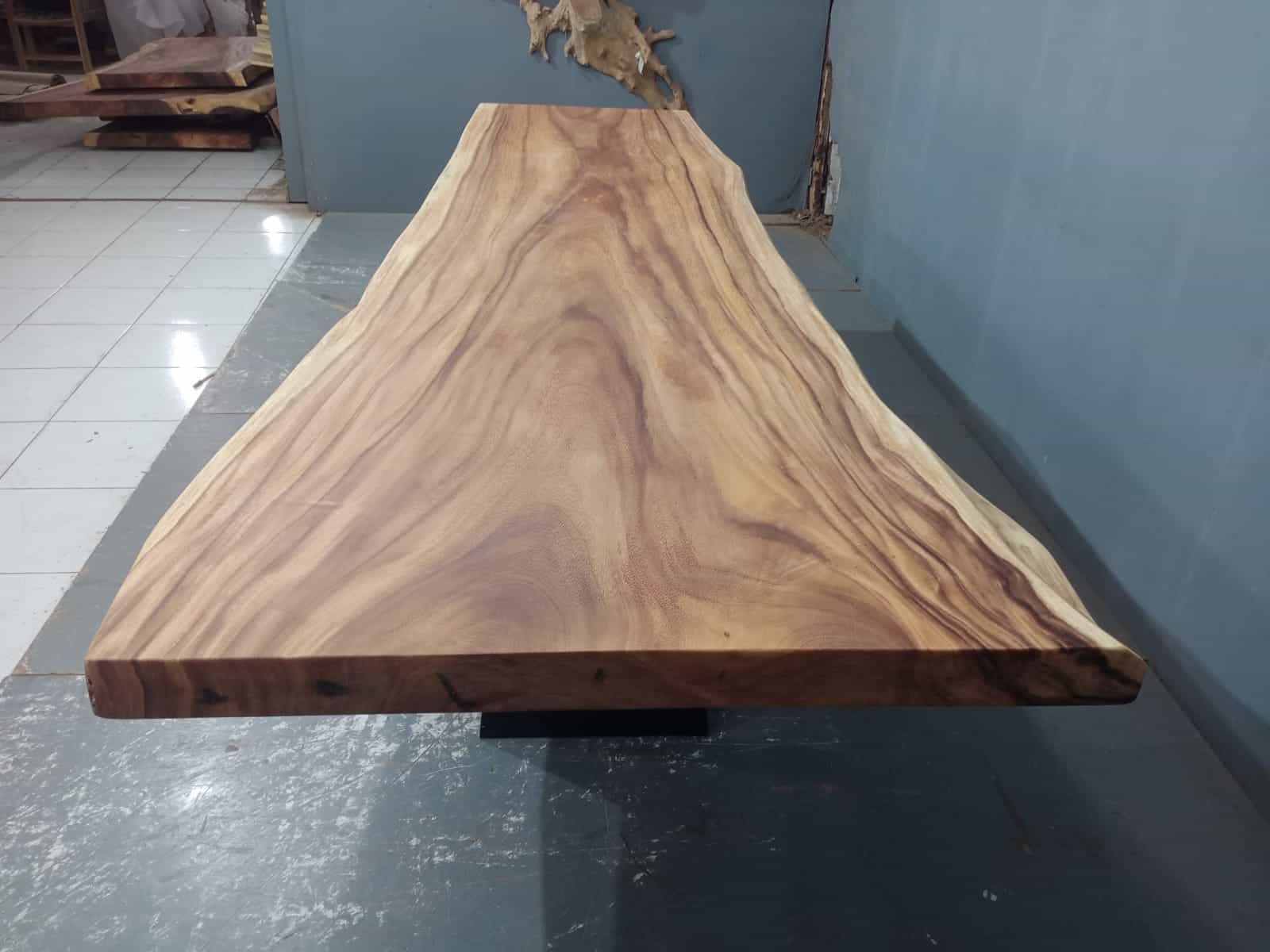 Live Edge Tables