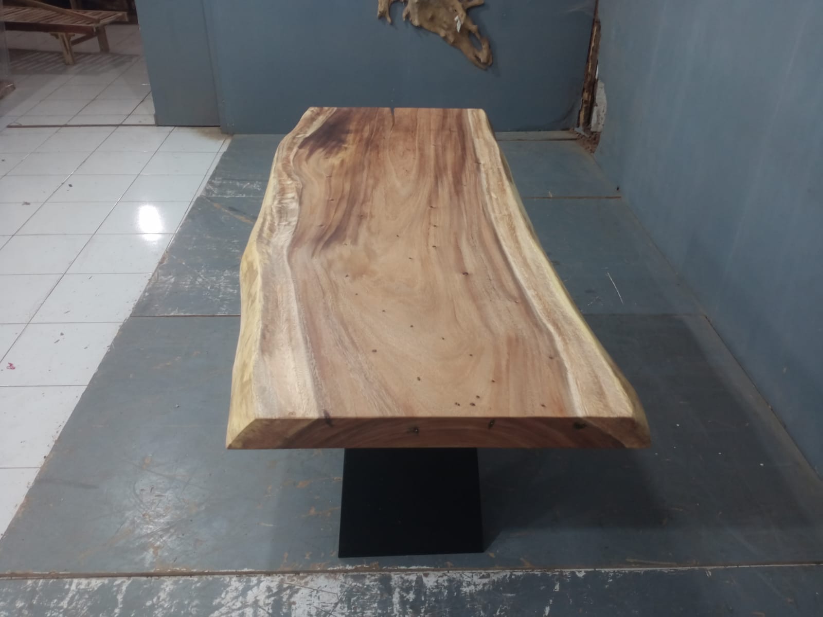 Live Edge Tables