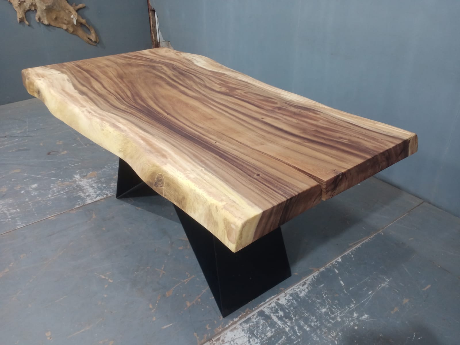 Live Edge Tables