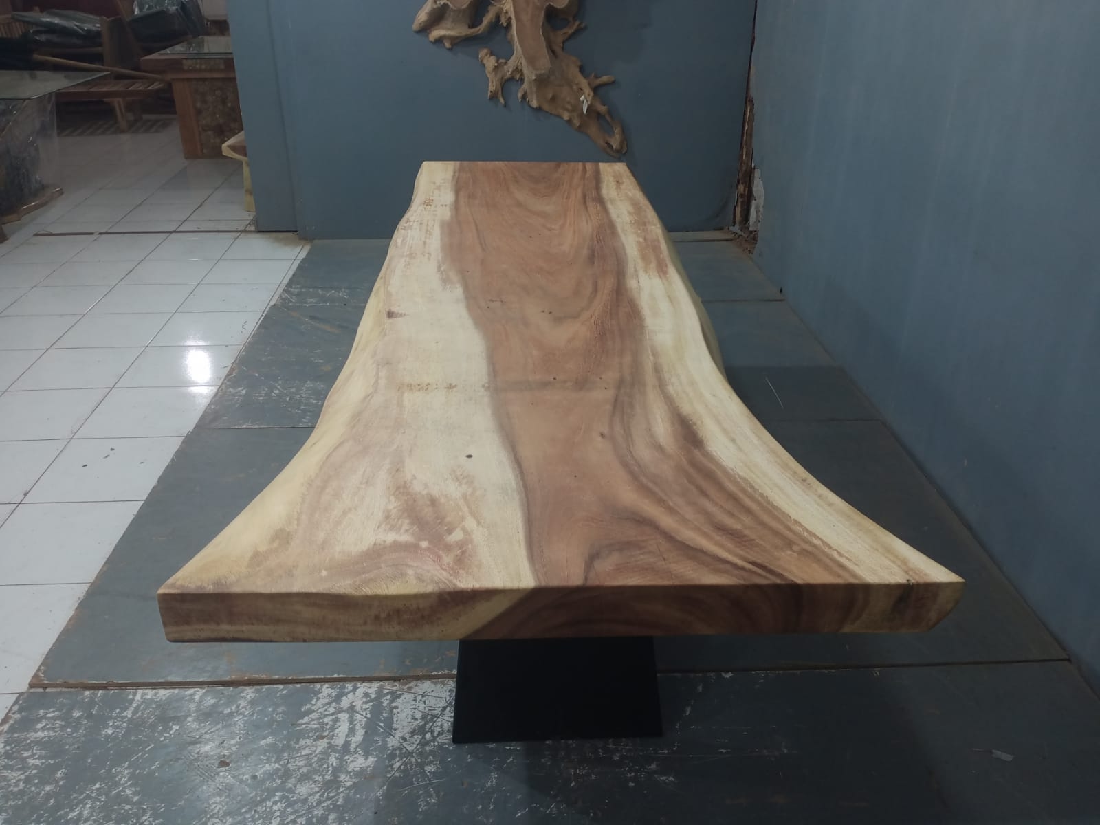 Live Edge Tables