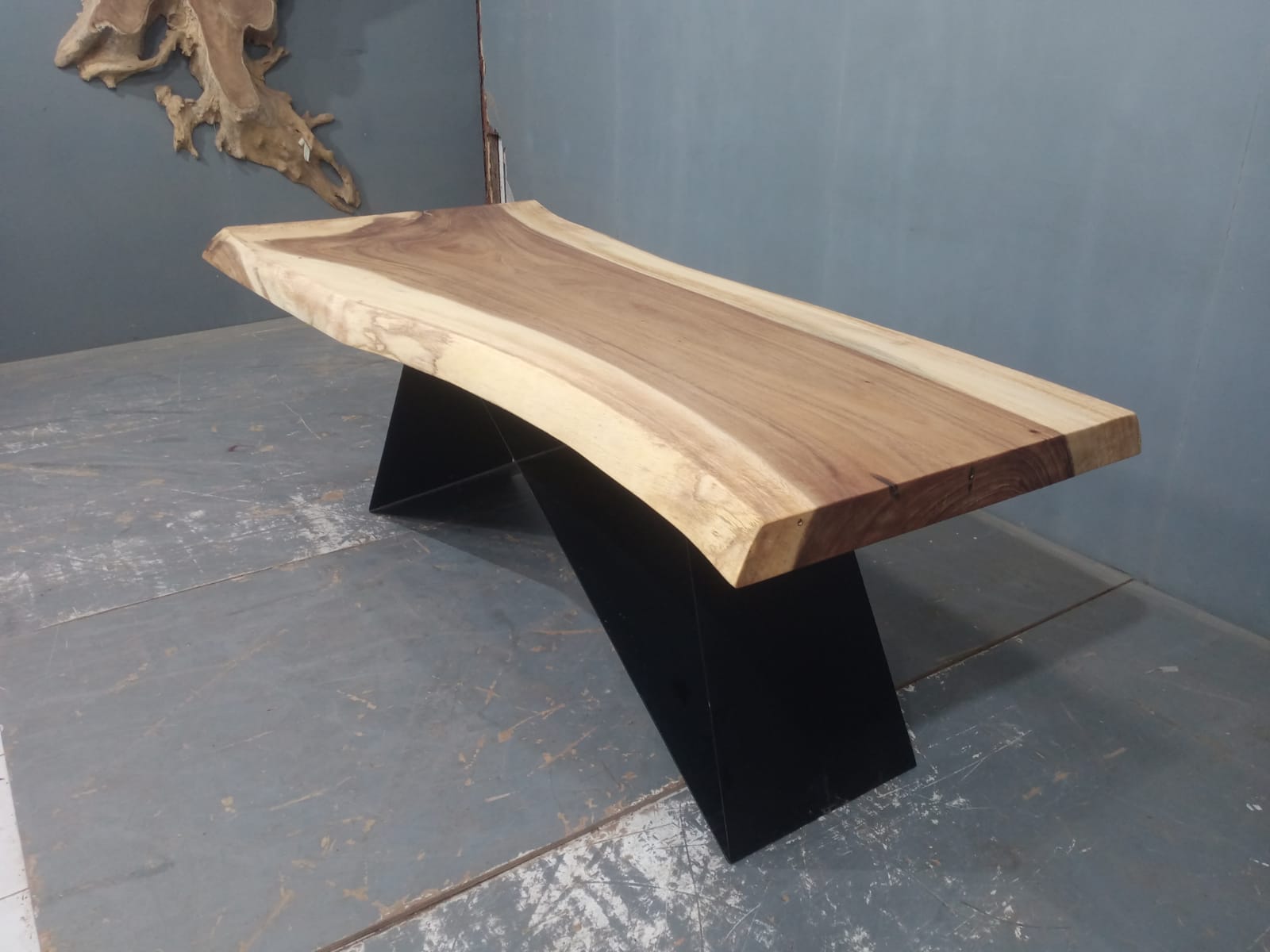 Live Edge Tables
