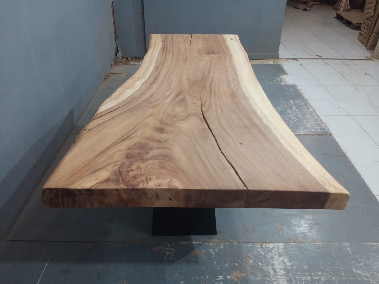 Live Edge Tables
