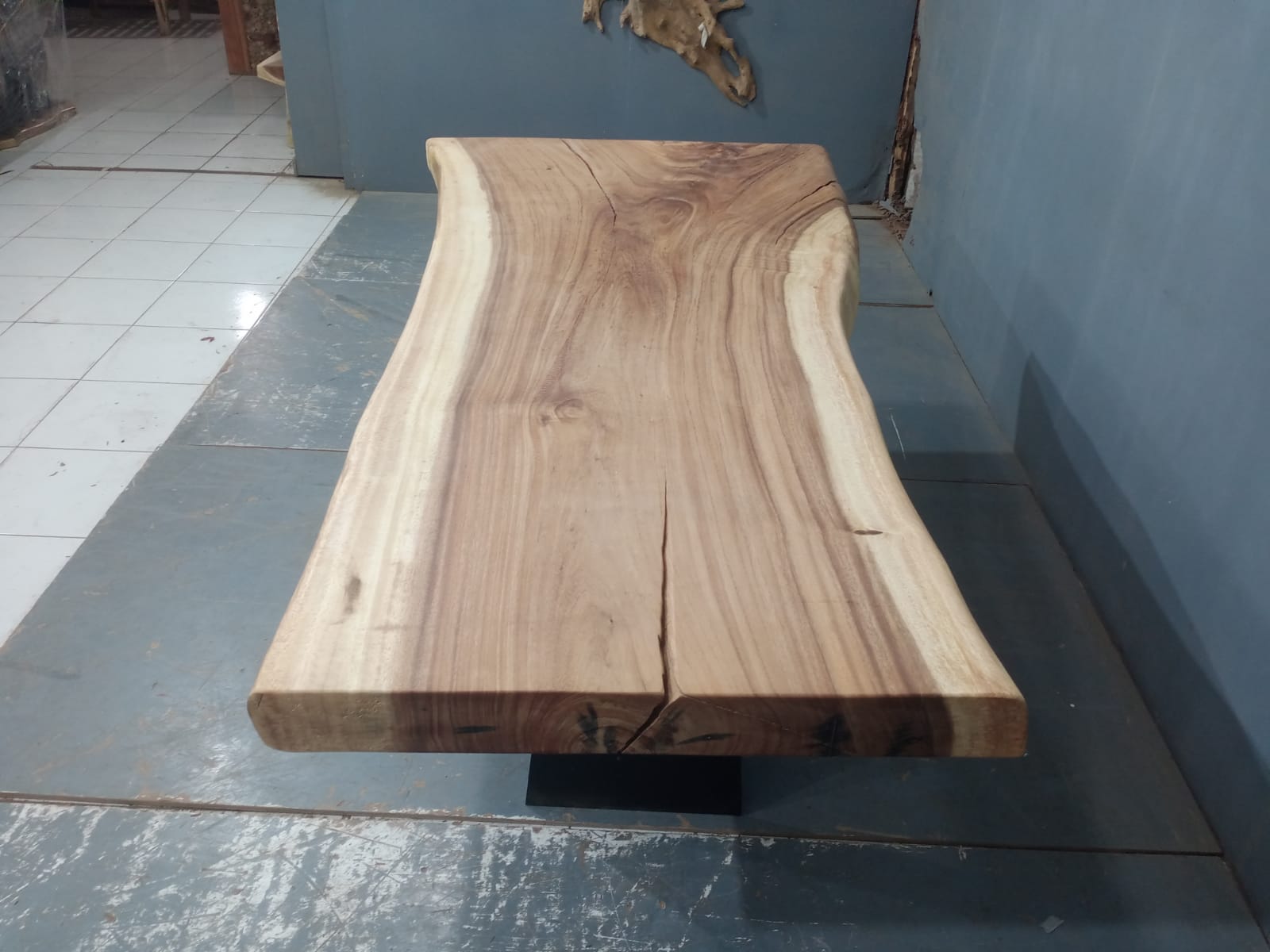 Live Edge Tables
