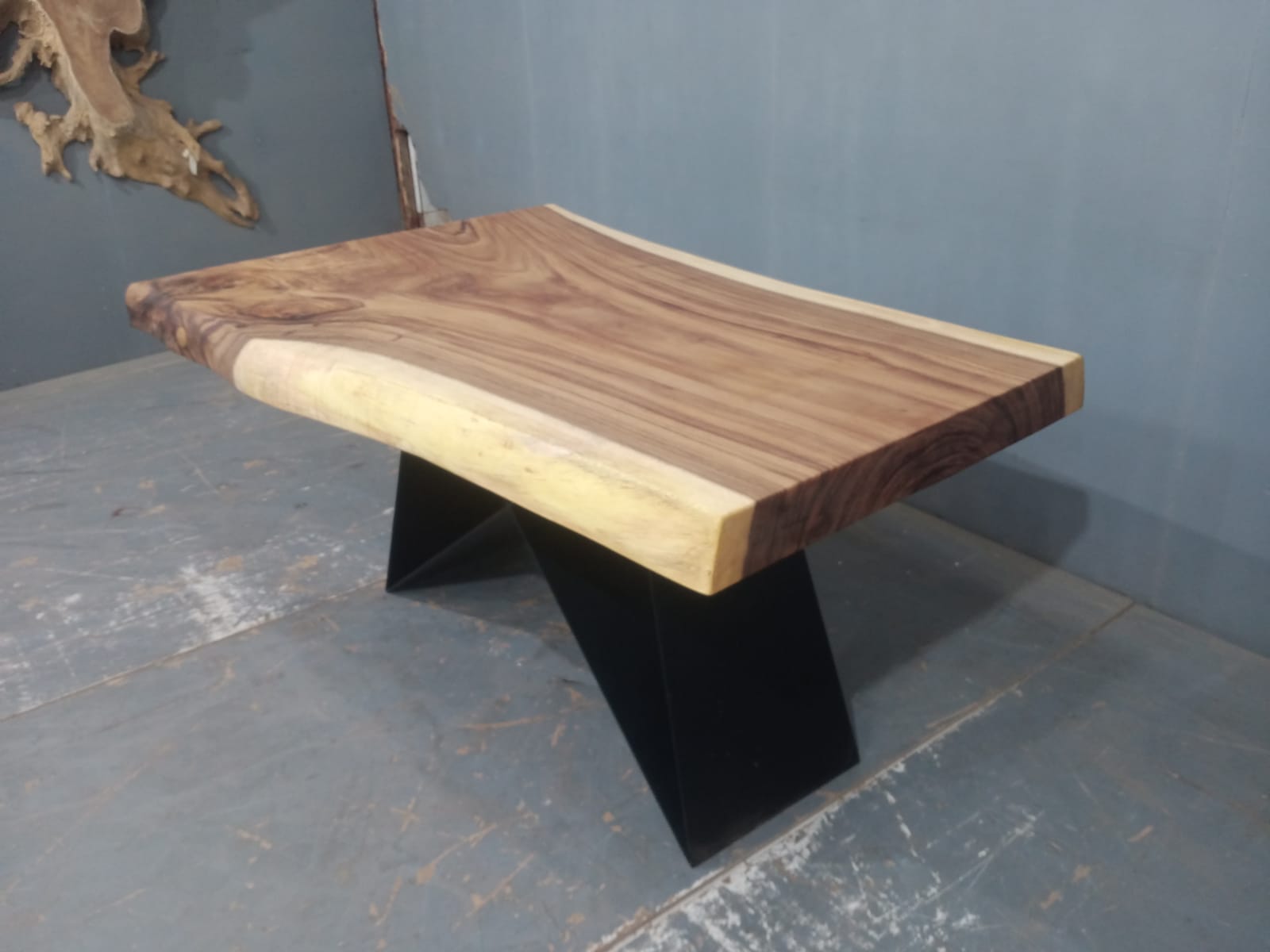 Live Edge Tables