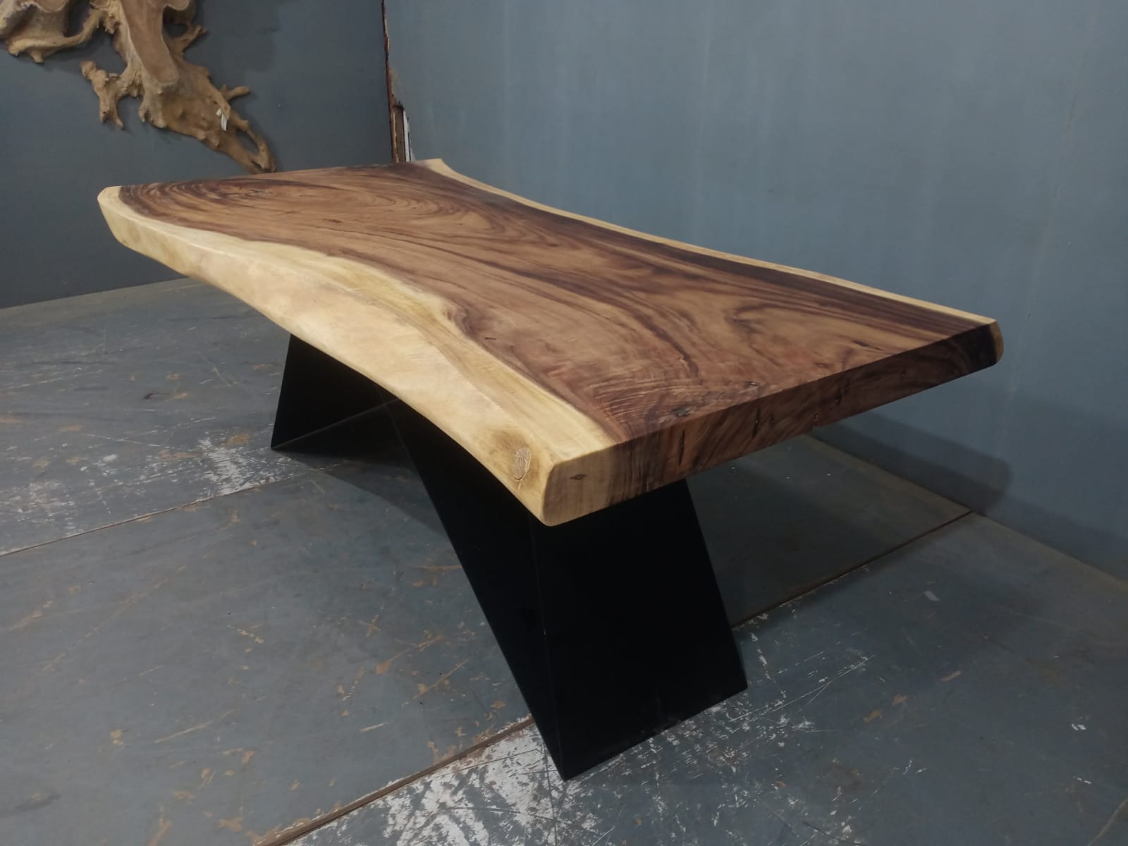 Live Edge Tables