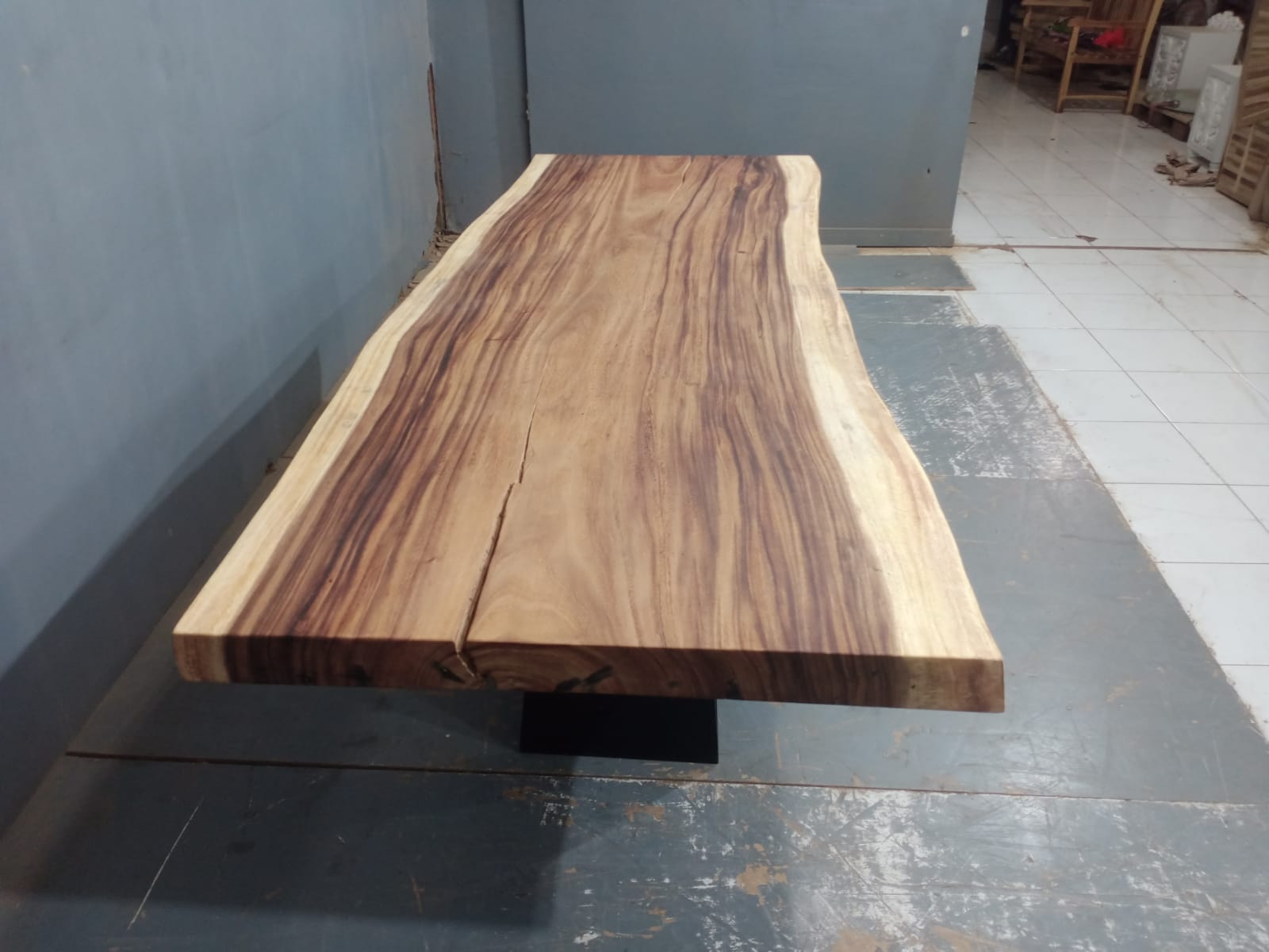 Live Edge Tables